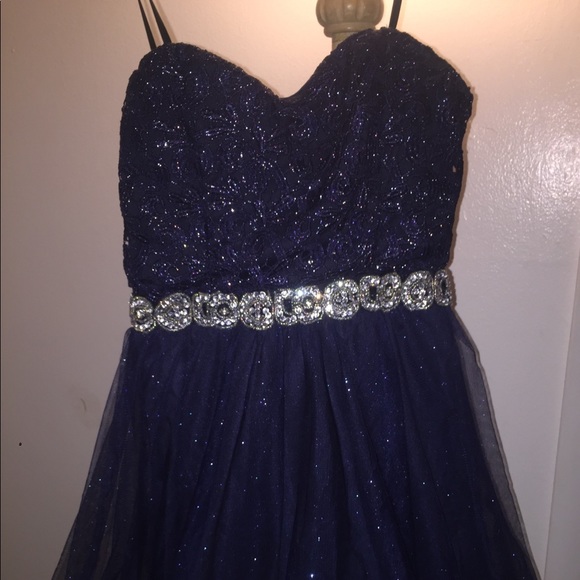Homecoming dress - Picture 2 of 5
